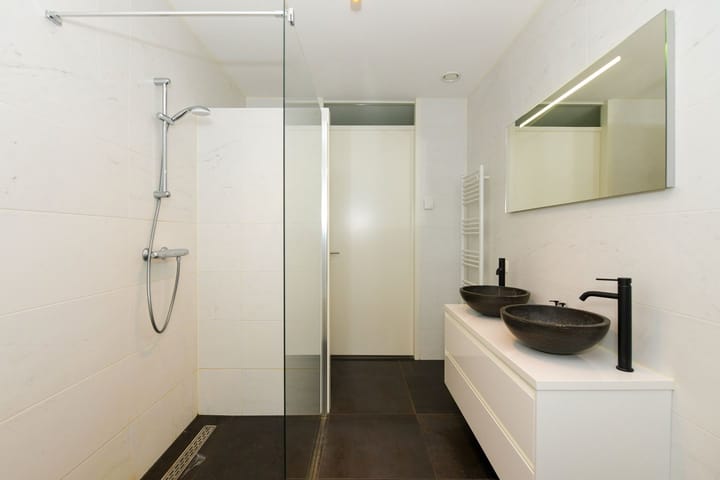 Foto 20 van Leemhorststraat 58