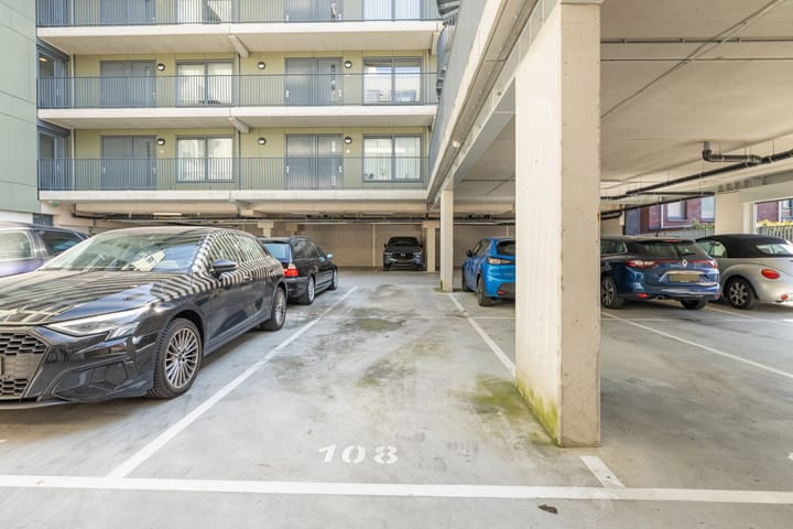 Foto 35 van Willem Frederik Hermansstraat 446