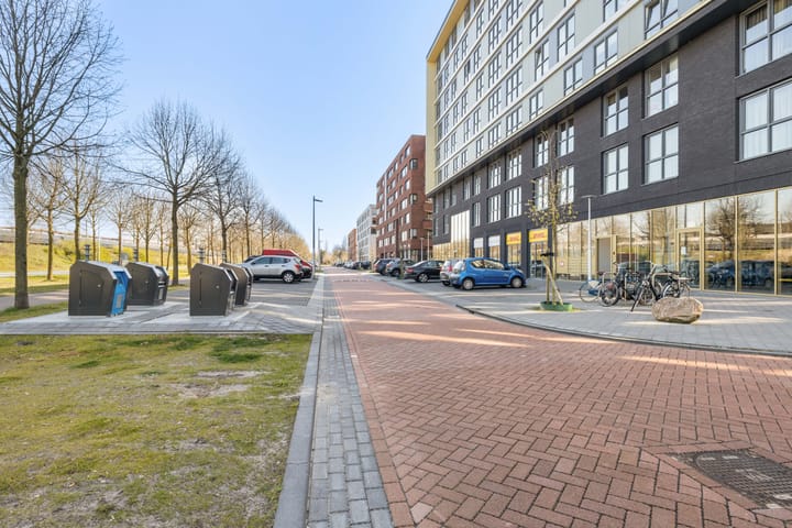 Foto 43 van Willem Frederik Hermansstraat 446