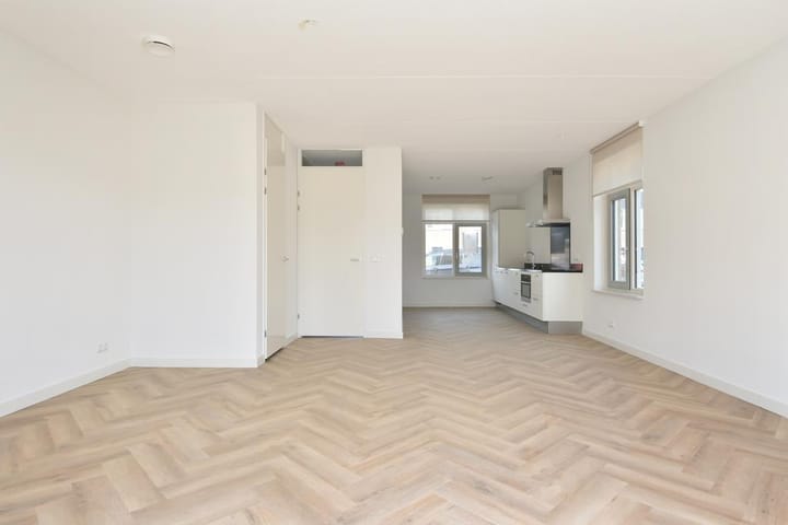 Foto 23 van Doris Lessinglaan 112