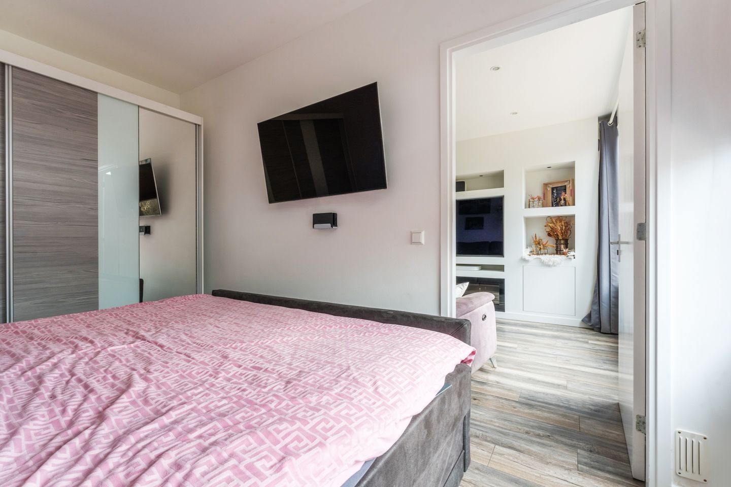 Foto 19 van Taets van Amerongenstraat 12