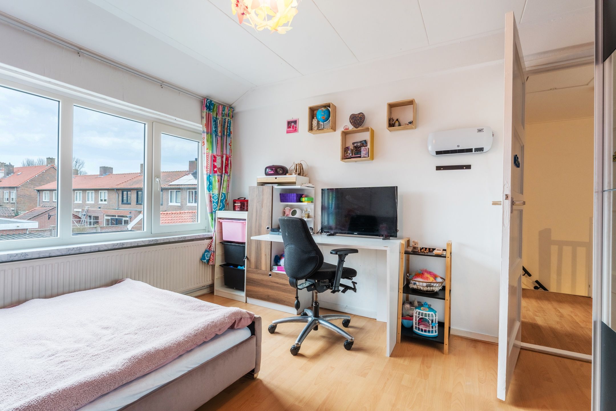 Foto 33 van Taets van Amerongenstraat 12