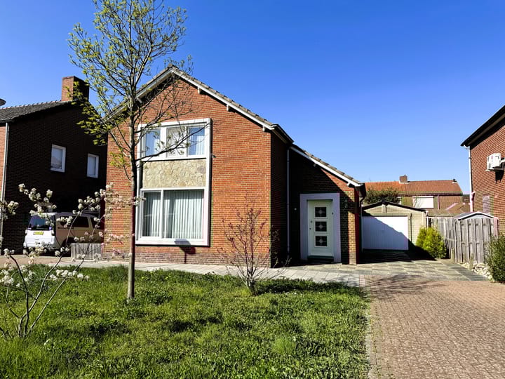 Foto 30 van Schoolstraat 7