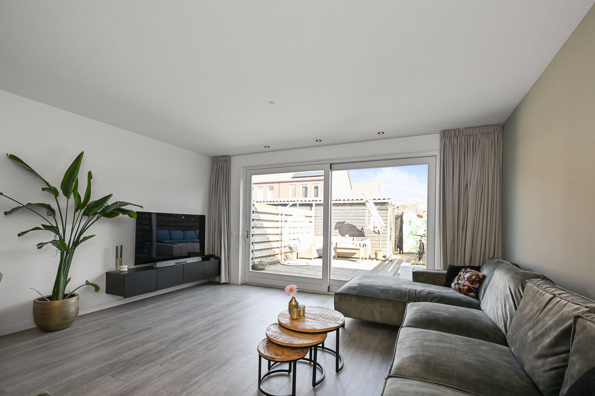 Foto 9 van Gele Ring 239