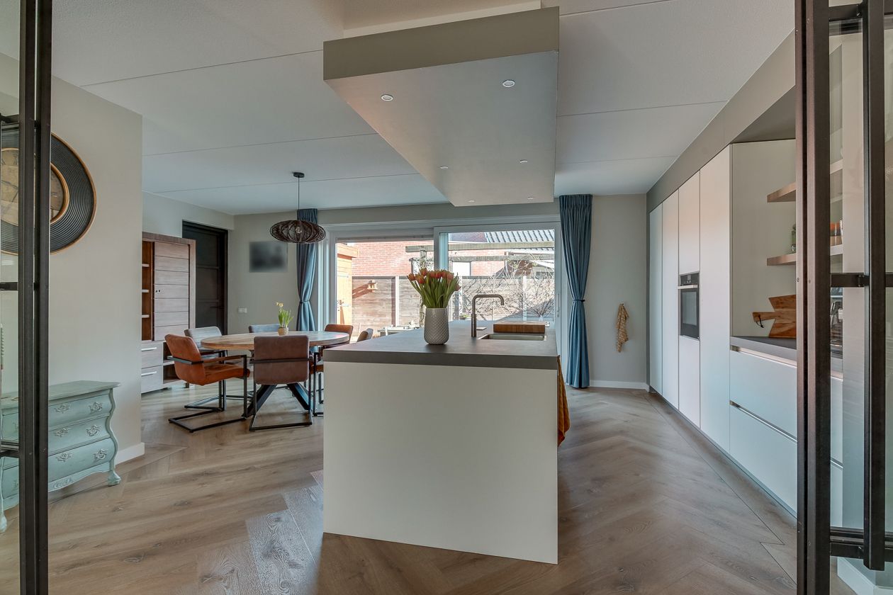 Foto 3 van Merovingen 16