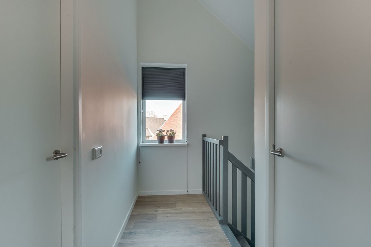 Foto 33 van Merovingen 16