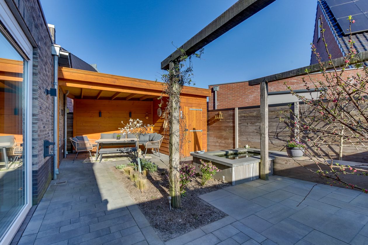 Foto 40 van Merovingen 16