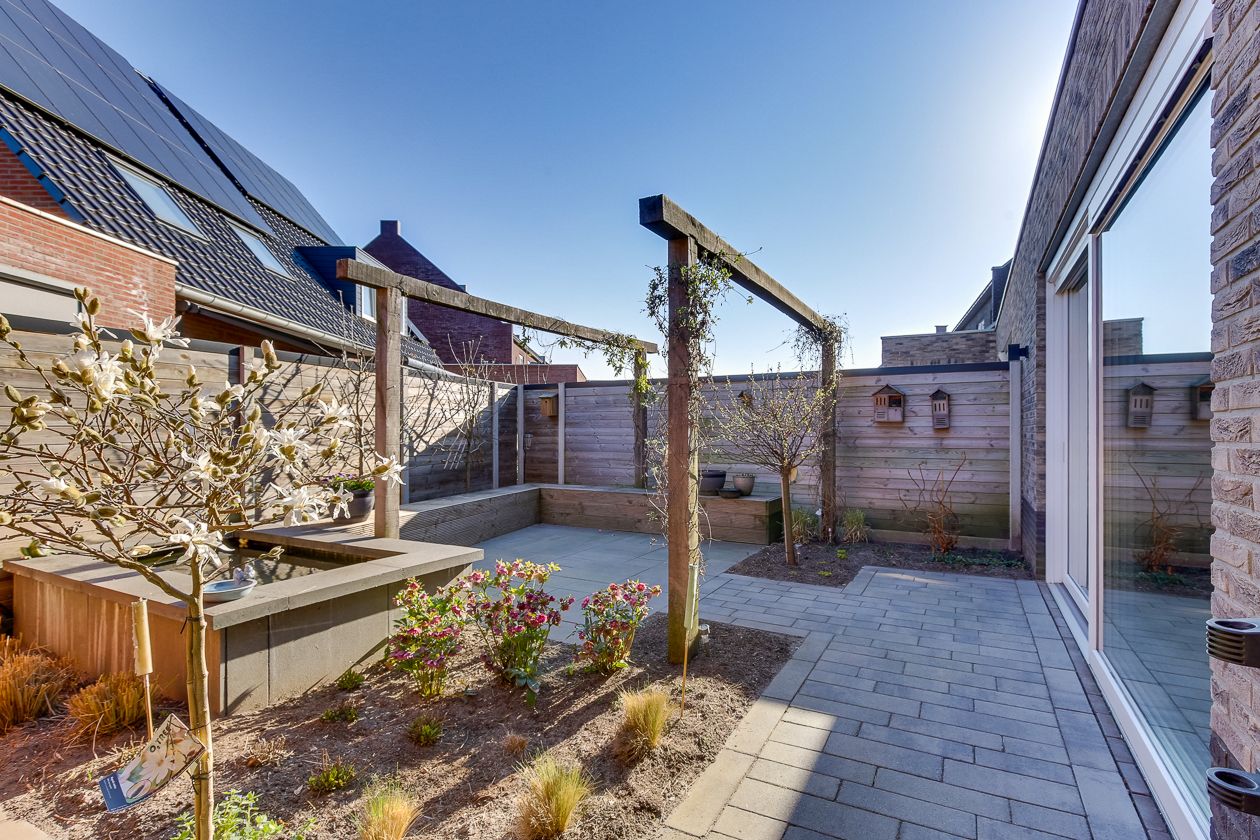 Foto 44 van Merovingen 16