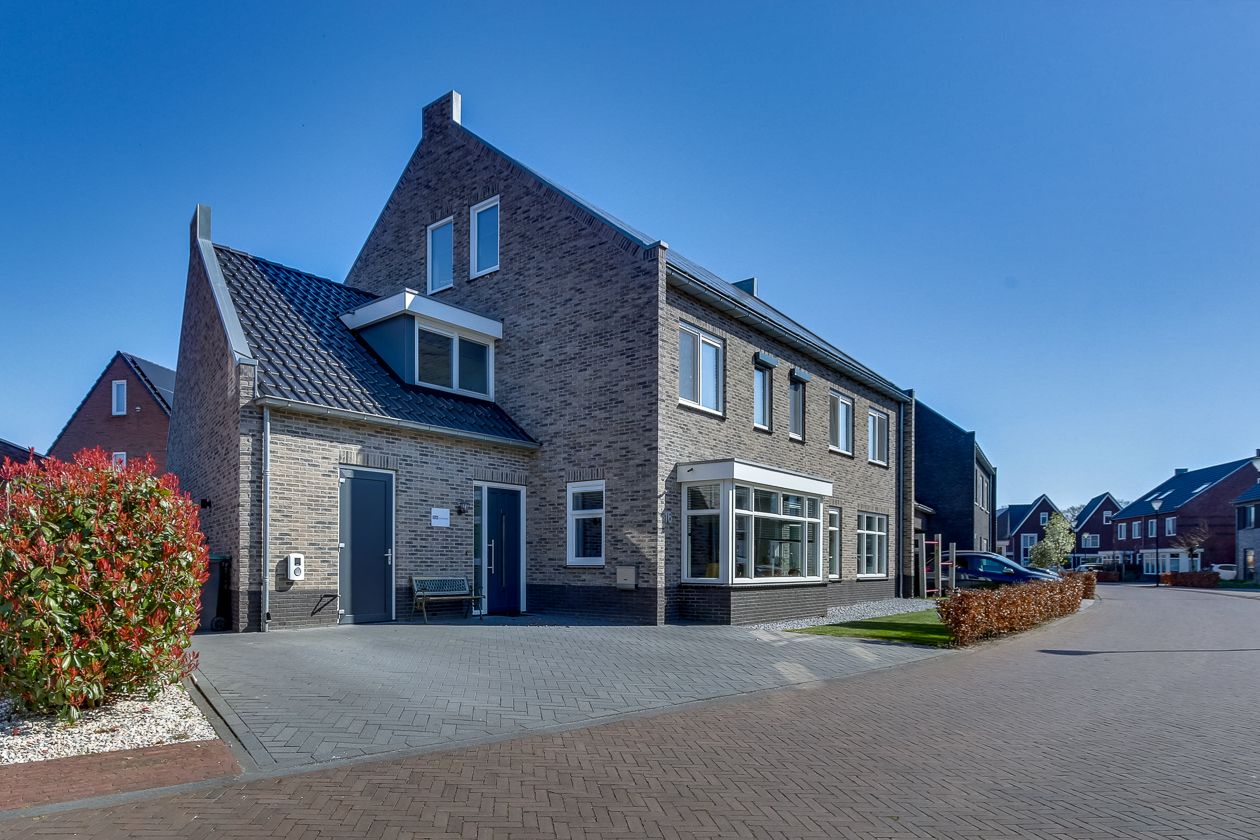 Foto 54 van Merovingen 16