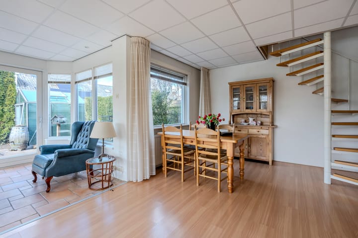 Foto 17 van van Hogendorpstraat 24