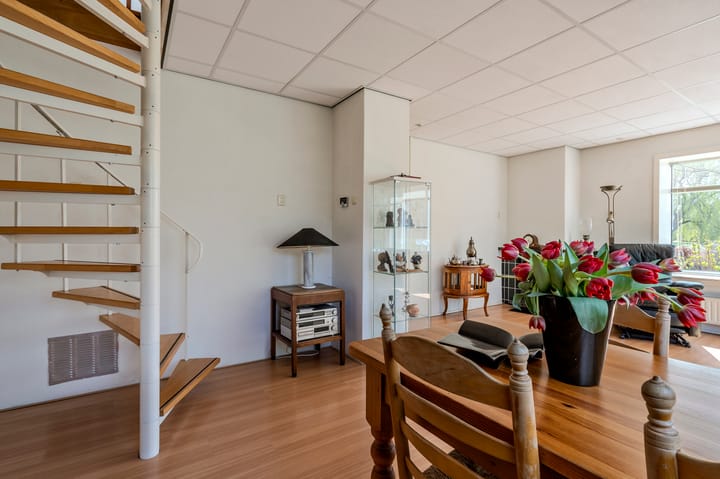 Foto 24 van van Hogendorpstraat 24