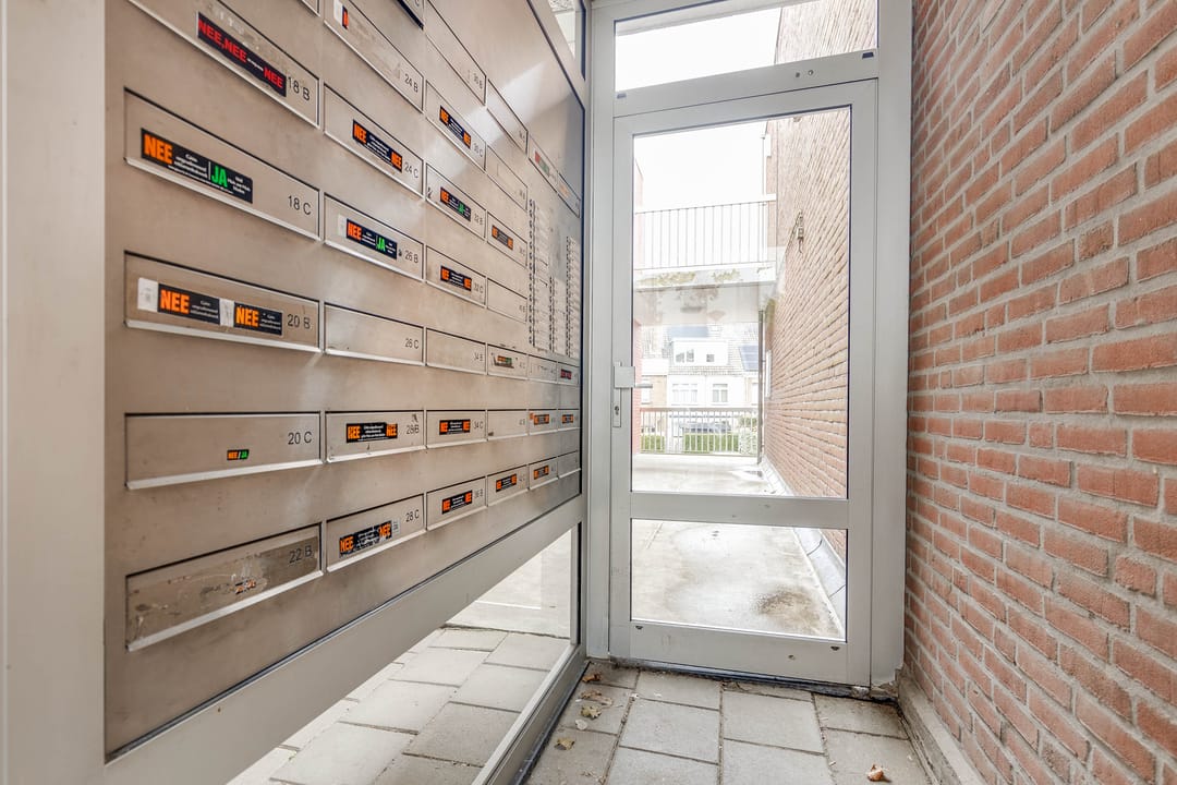 Foto 8 van Dokter van Kleefstraat 38-B