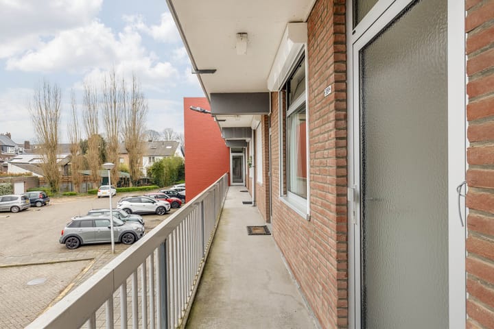 Foto 12 van Dokter van Kleefstraat 38-B