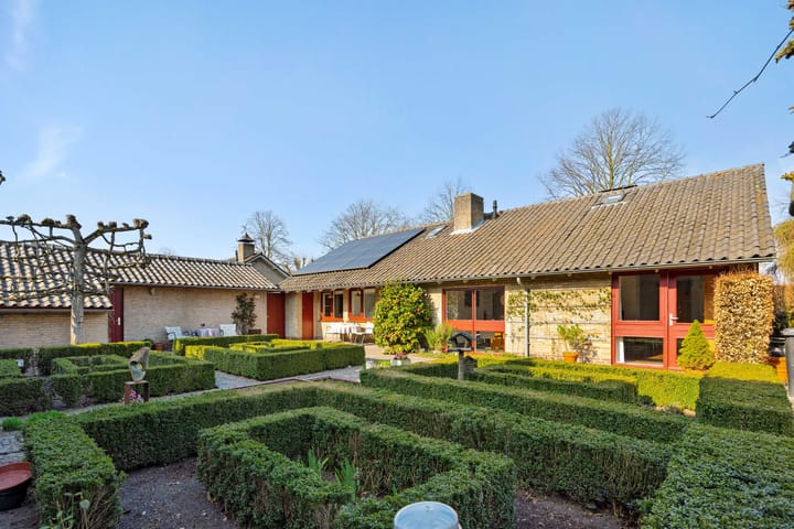 Foto 1 van Christinastraat 10