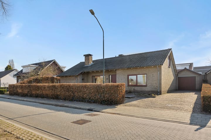 Foto 47 van Christinastraat 10