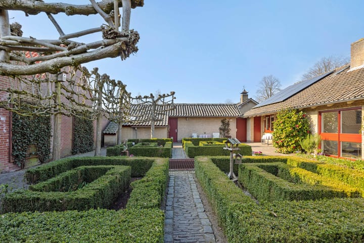 Foto 36 van Christinastraat 10