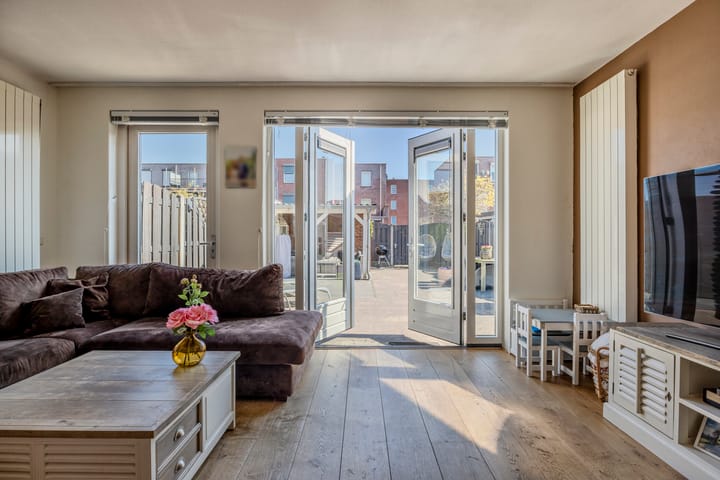 Foto 6 van Oosthoekweide 14