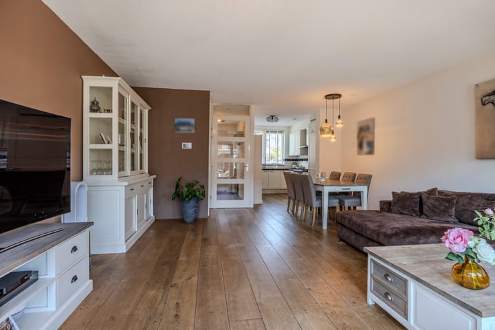 Foto 9 van Oosthoekweide 14