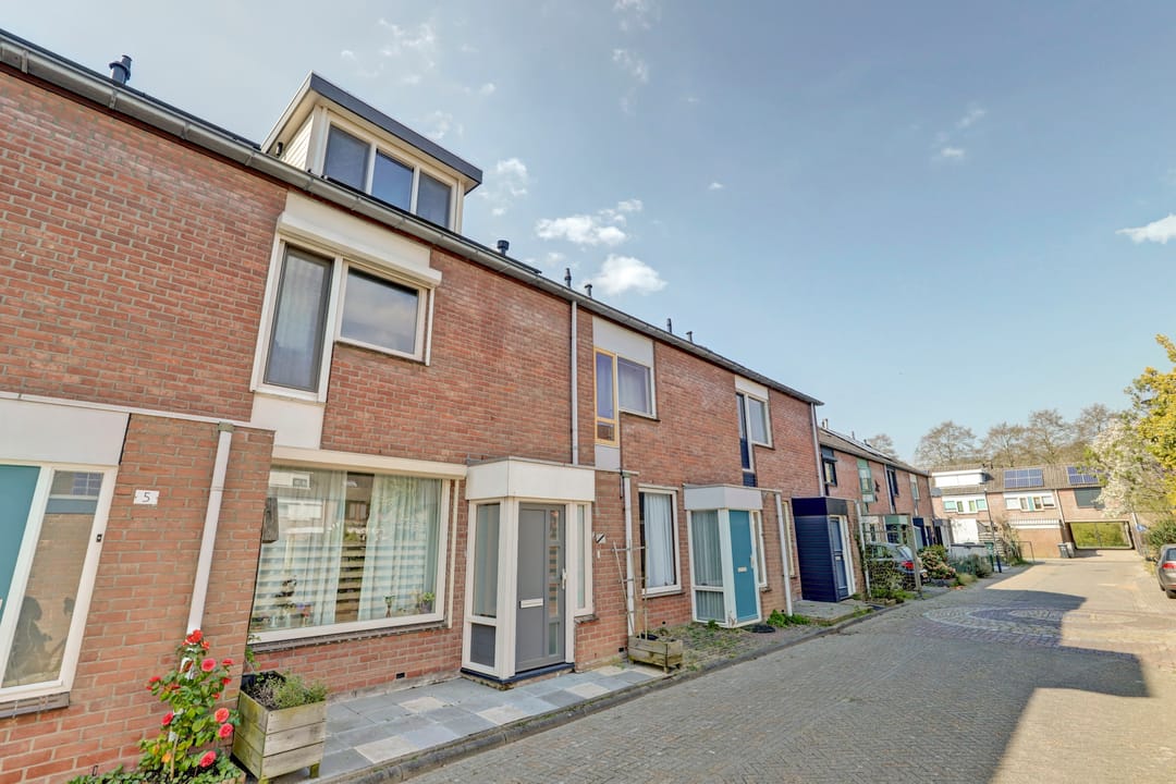 Foto 2 van De Gasperistraat 7