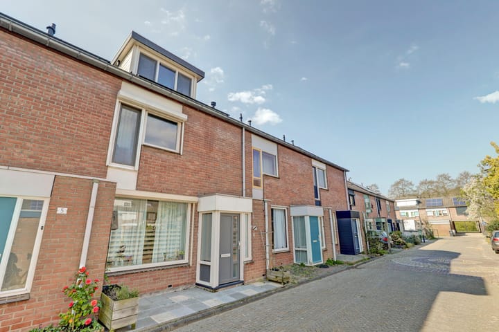 Foto 2 van De Gasperistraat 7