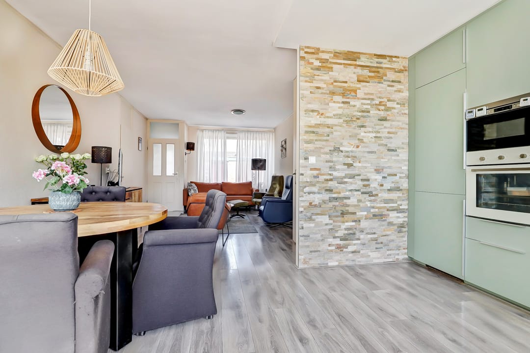 Foto 11 van De Gasperistraat 7