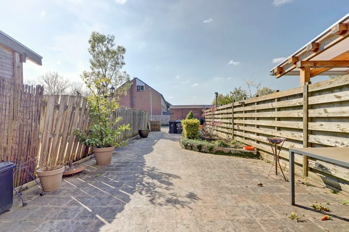 Foto 27 van De Gasperistraat 7