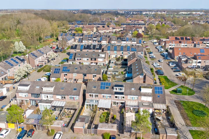 Foto 32 van De Gasperistraat 7