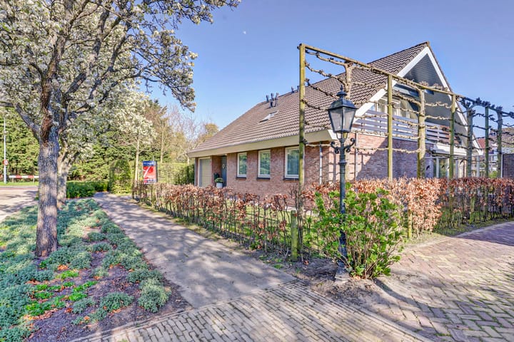 Foto 1 van J.W. Schuurmanstraat 118