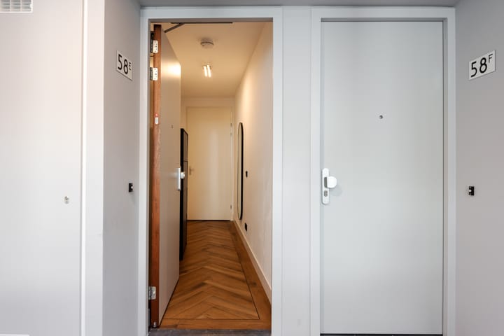 Foto 7 van Louis Armstrongweg 58-E