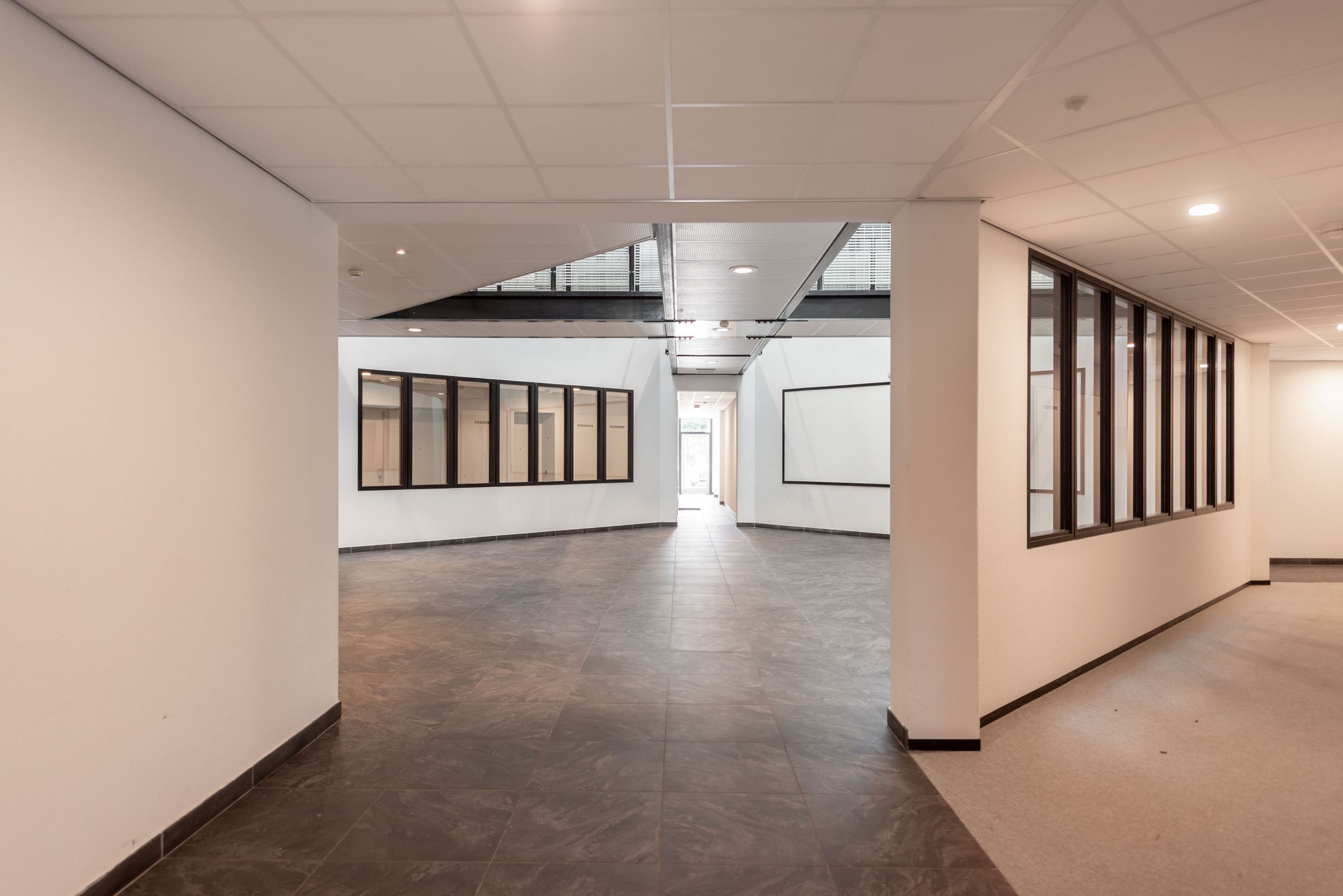 Foto 30 van Louis Armstrongweg 58-E