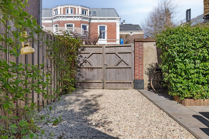 Photo 26 of Van de Spiegelstraat 10