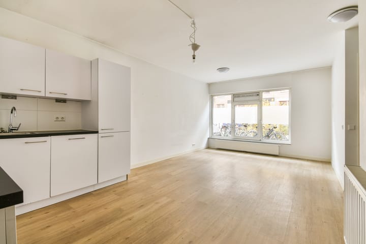 Photo 5 of Vrolikstraat 259-A