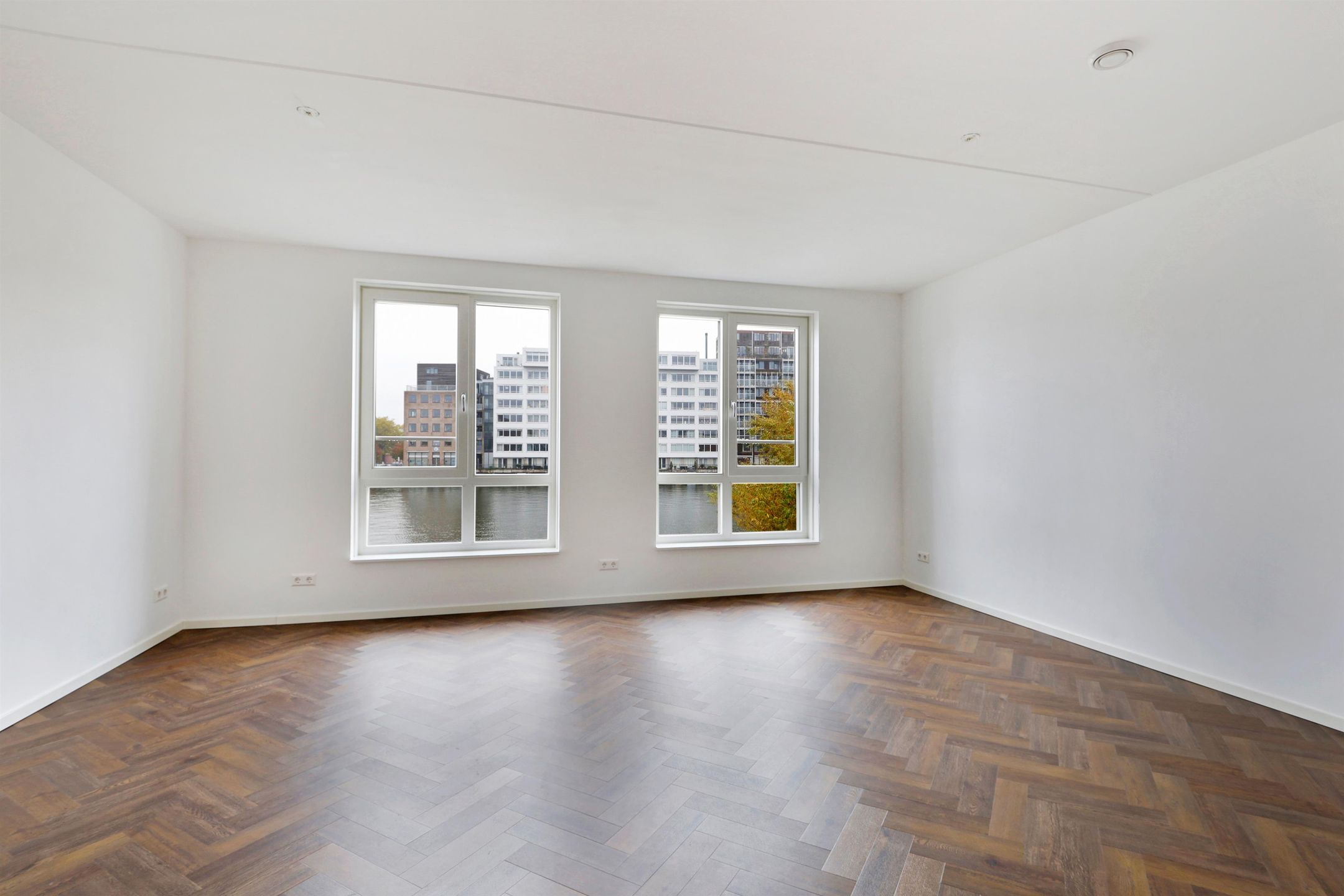 Foto 3 van Westzijde 126-A