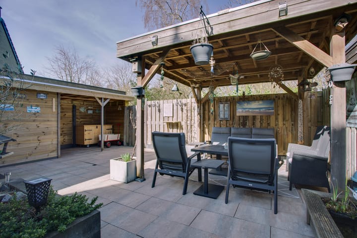 Foto 13 van Hooikamp 104