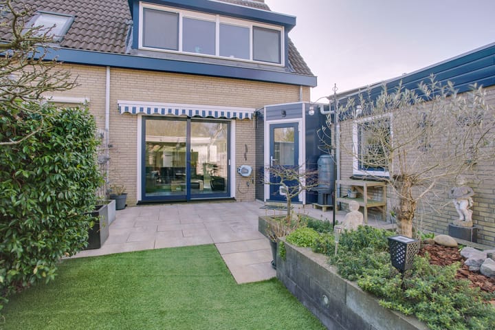 Foto 16 van Hooikamp 104