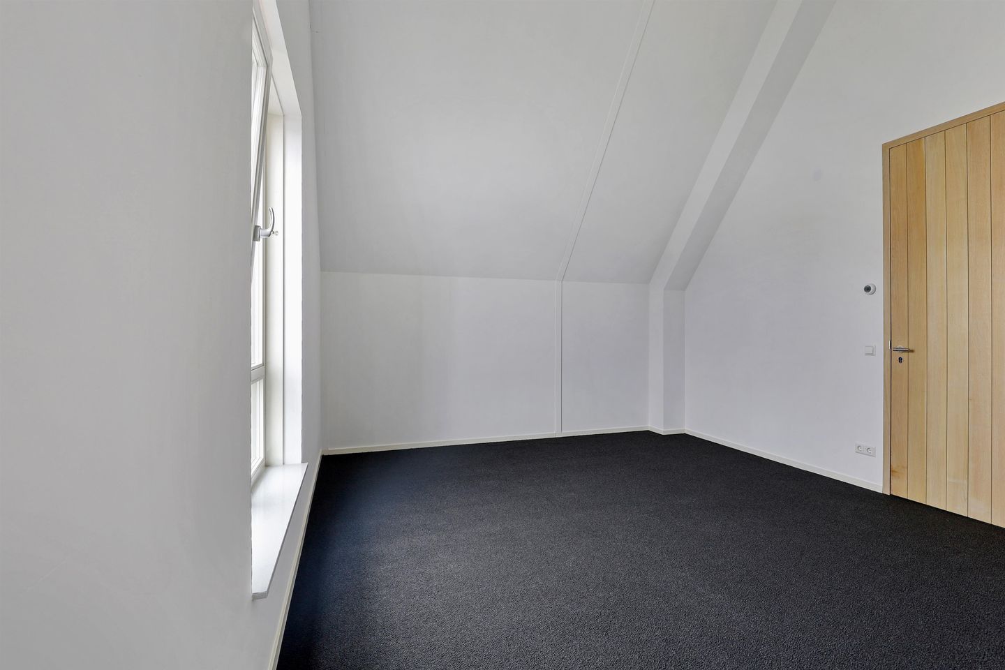 Foto 14 van Westzijde 126-A