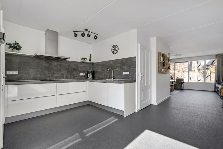 Foto 12 van de Kampen 125