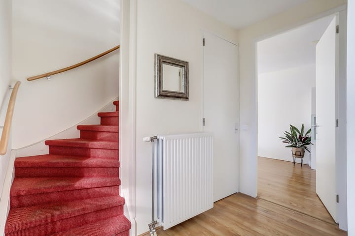 Foto 5 van Vrouw Avenweg 261