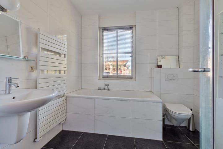 Foto 26 van van Hasseltstraat 12