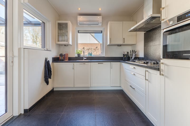 Photo 15 of Kerkakkerstraat 86