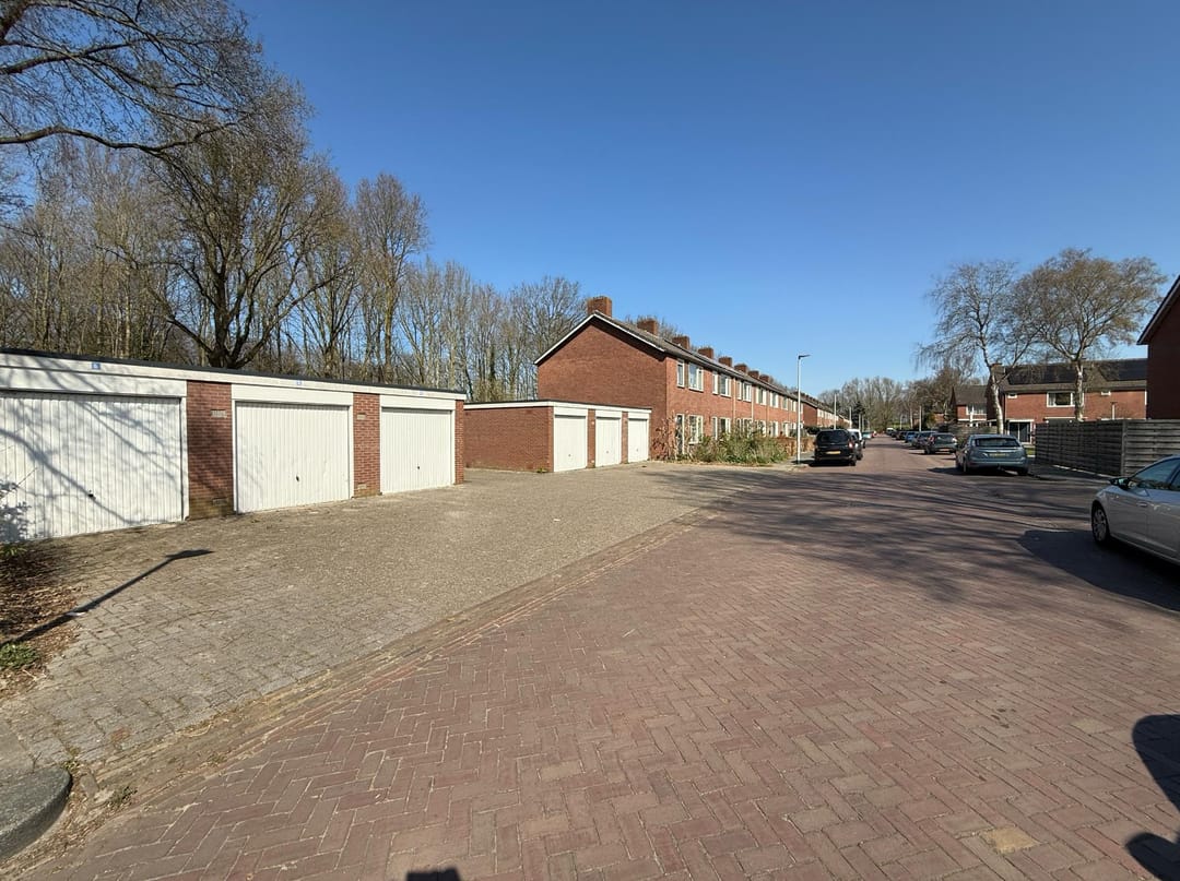 Photo 2 of Iepenlaan 10