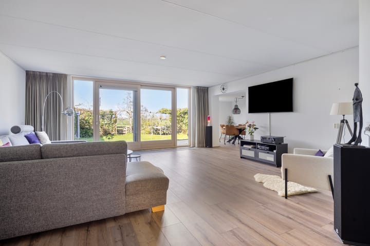 Foto 2 van Koperwiekweg 32