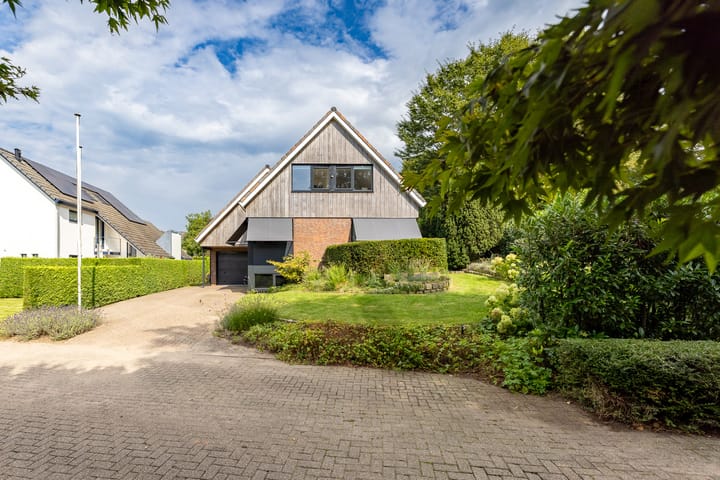 Foto 32 van Bonifaciusstraat 2