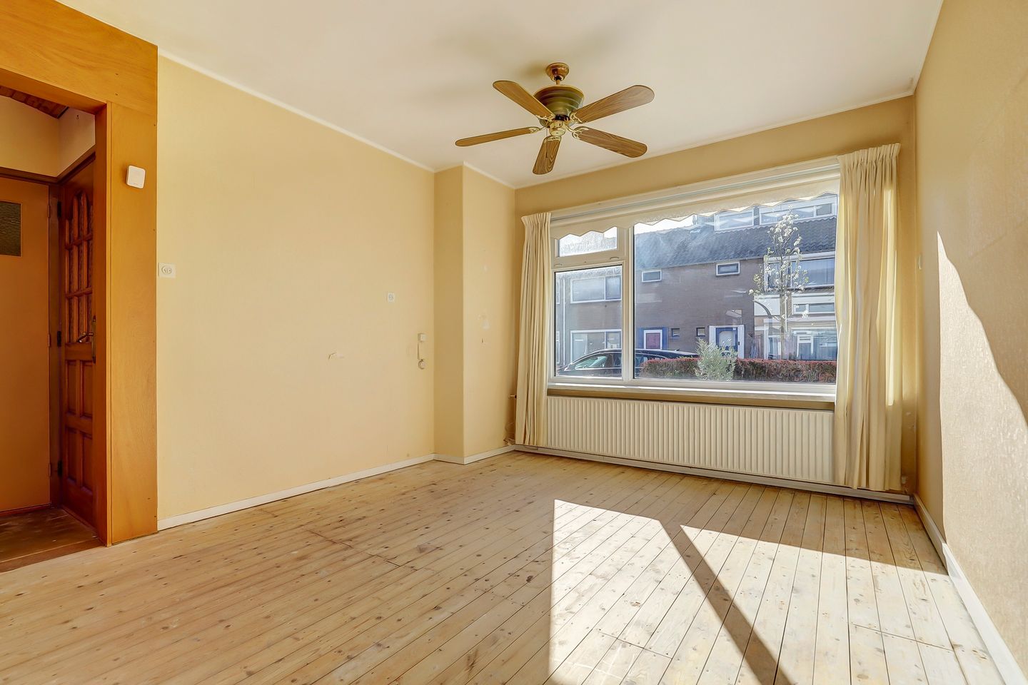 Foto 5 van Donker Curtiusstraat 34