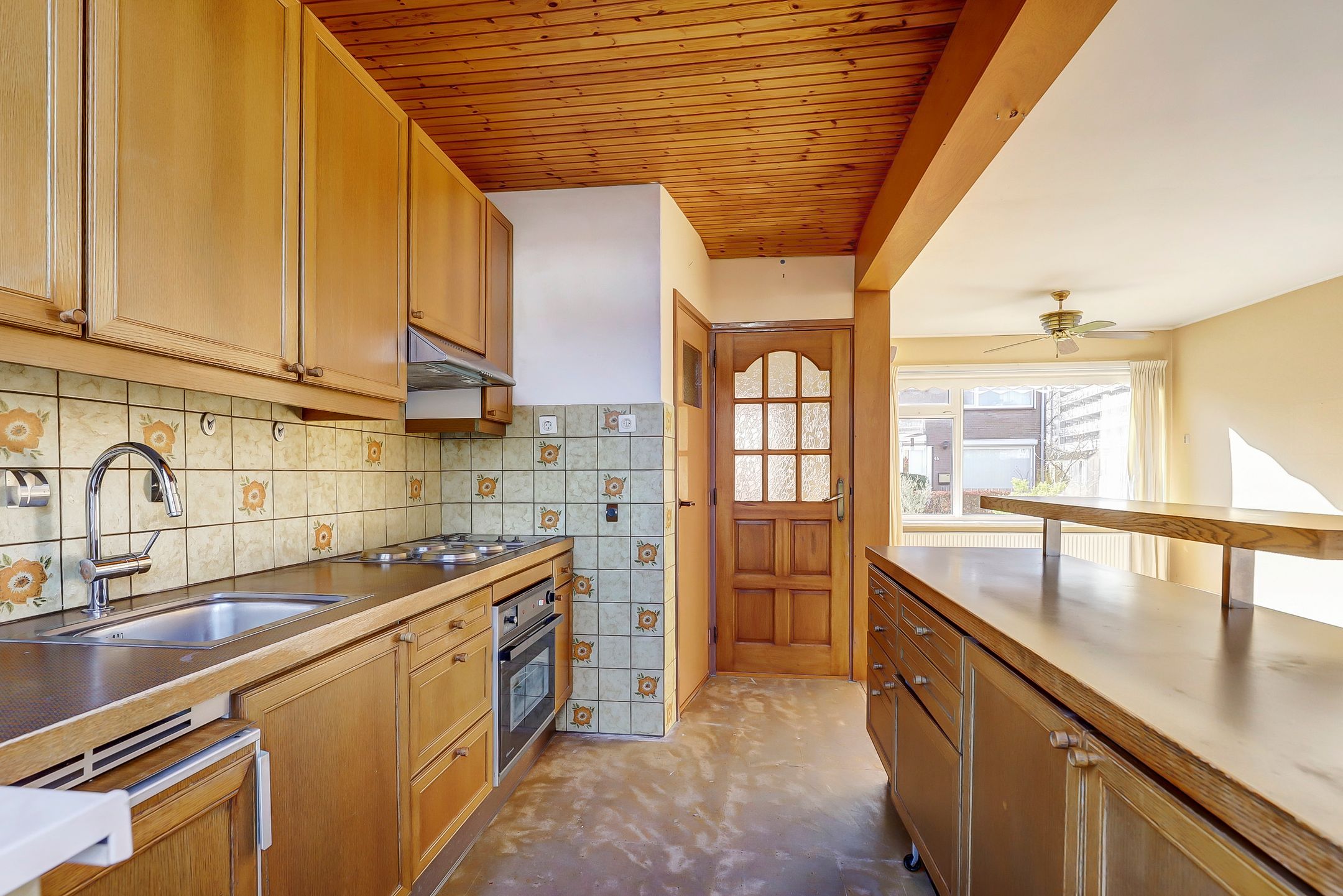 Foto 12 van Donker Curtiusstraat 34