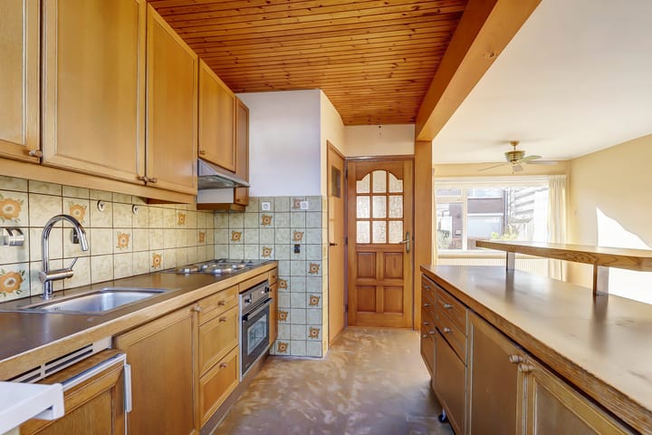 Foto 12 van Donker Curtiusstraat 34