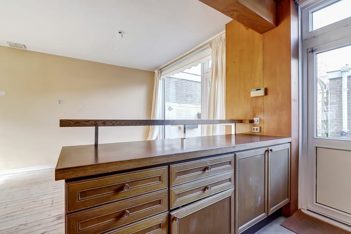 Foto 13 van Donker Curtiusstraat 34