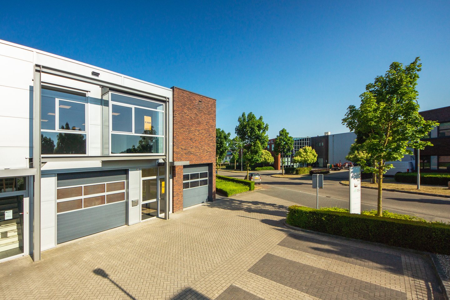 View photo 5 of De Beek 8-a
