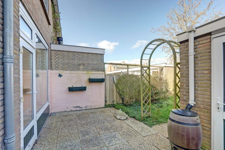 Foto 25 van Donker Curtiusstraat 34