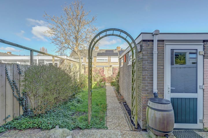 Foto 27 van Donker Curtiusstraat 34